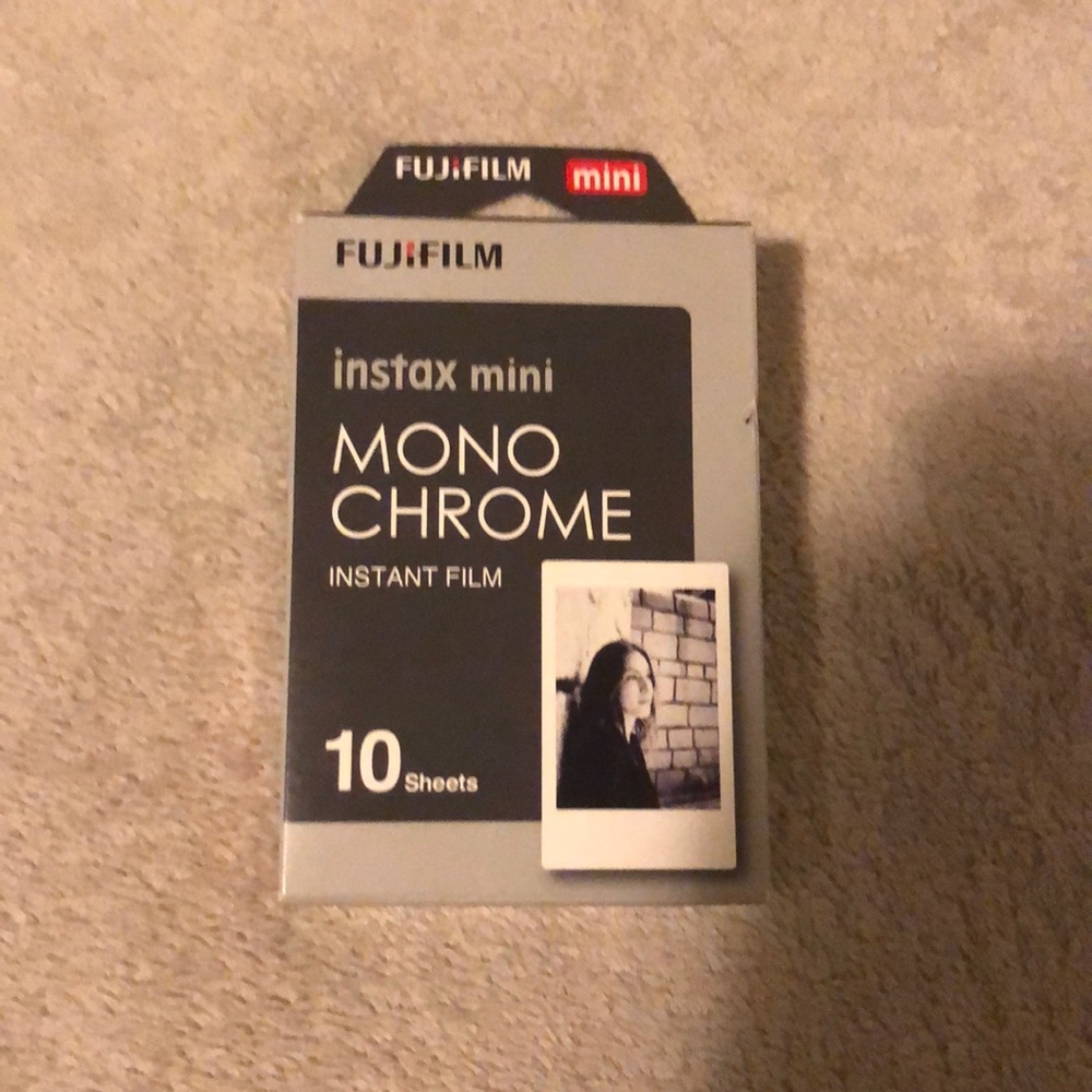 Instax mini mono chrome film